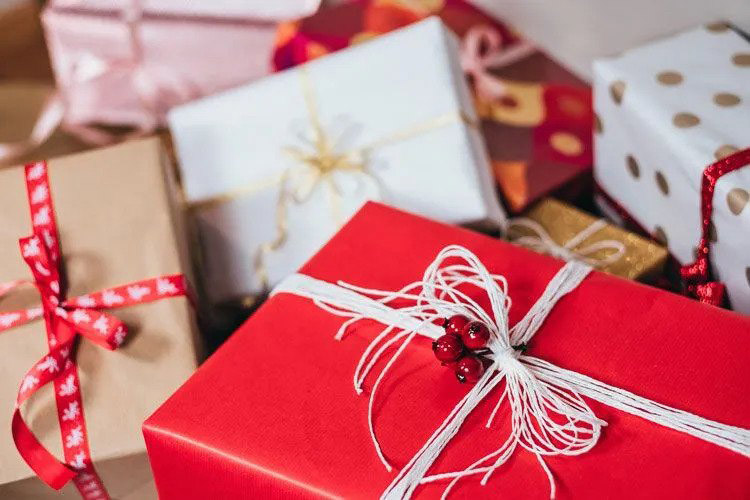 Ten Thoughtful, Last-Minute, Eco-Friendly Mason Jar Christmas Gifts